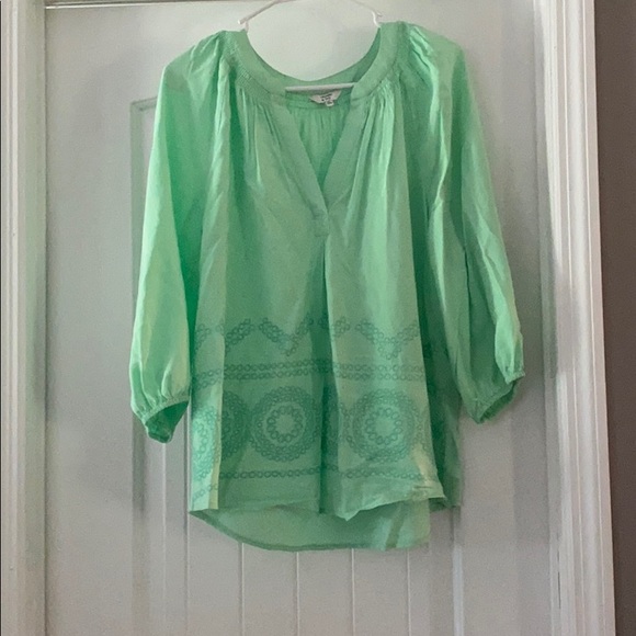 Crown & Ivy Top - Picture 1 of 3